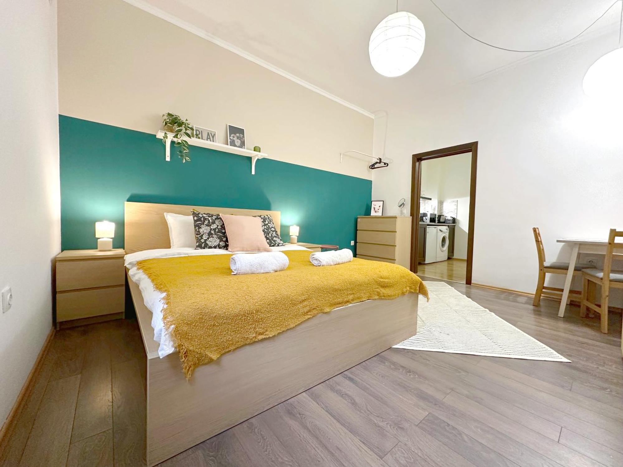 דירה Aurora Abode - Center 1 Bdr Fast Wi-fi *