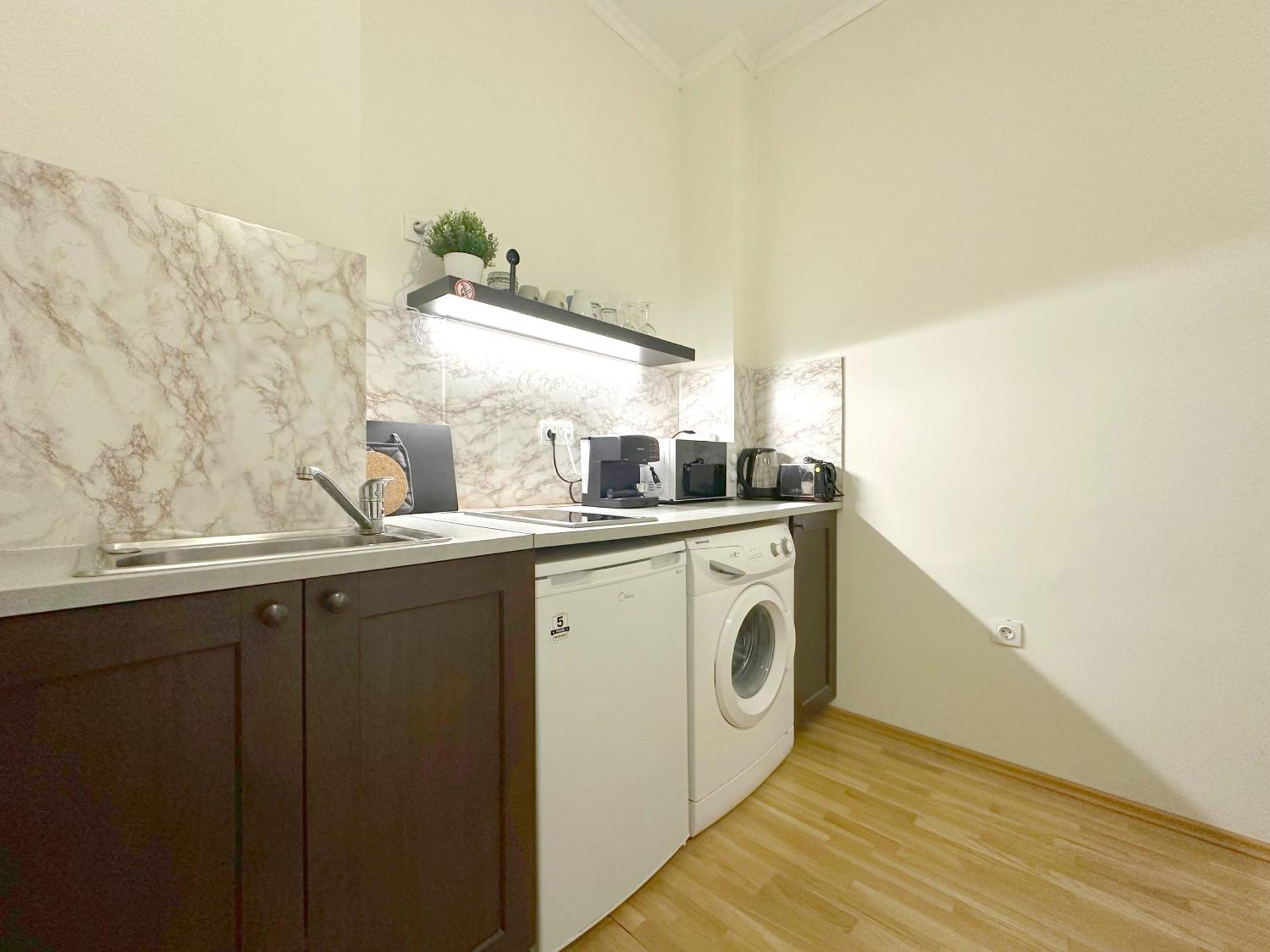 Aurora Abode - Center 1 Bdr Fast Wi-fi דירה סופיה